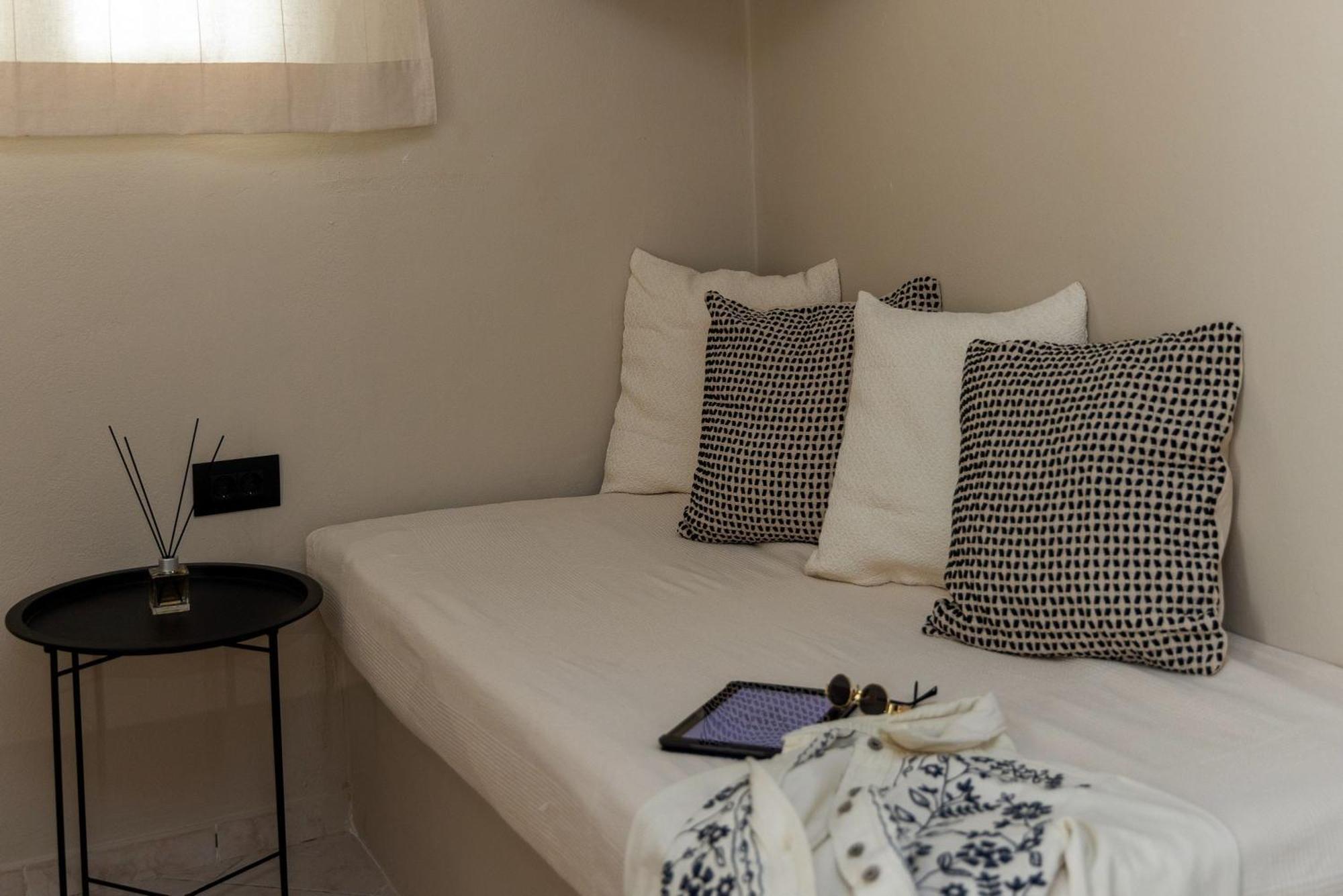 Noe Rooms In Center Of Tinos Ngoại thất bức ảnh